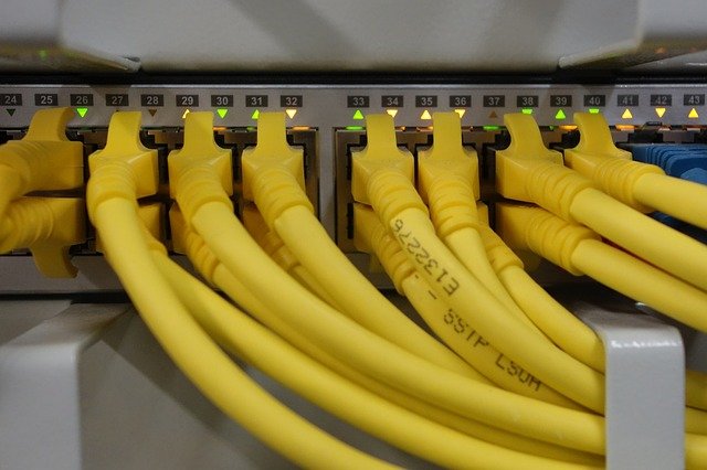 network-cables-network-switch
